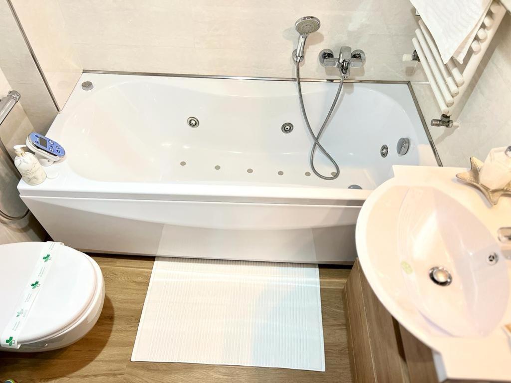 Bellaria Casa Indipendente-Giardino Privato-Free Parking-Wifi-Strategic Location 5 Terre-Portofino Apartment Rapallo Luaran gambar